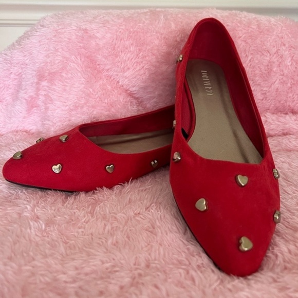 🎉HP🎉Forever 21 Red Velvet Gold Heart Studded Flats Size 10 - Picture 3 of 15
